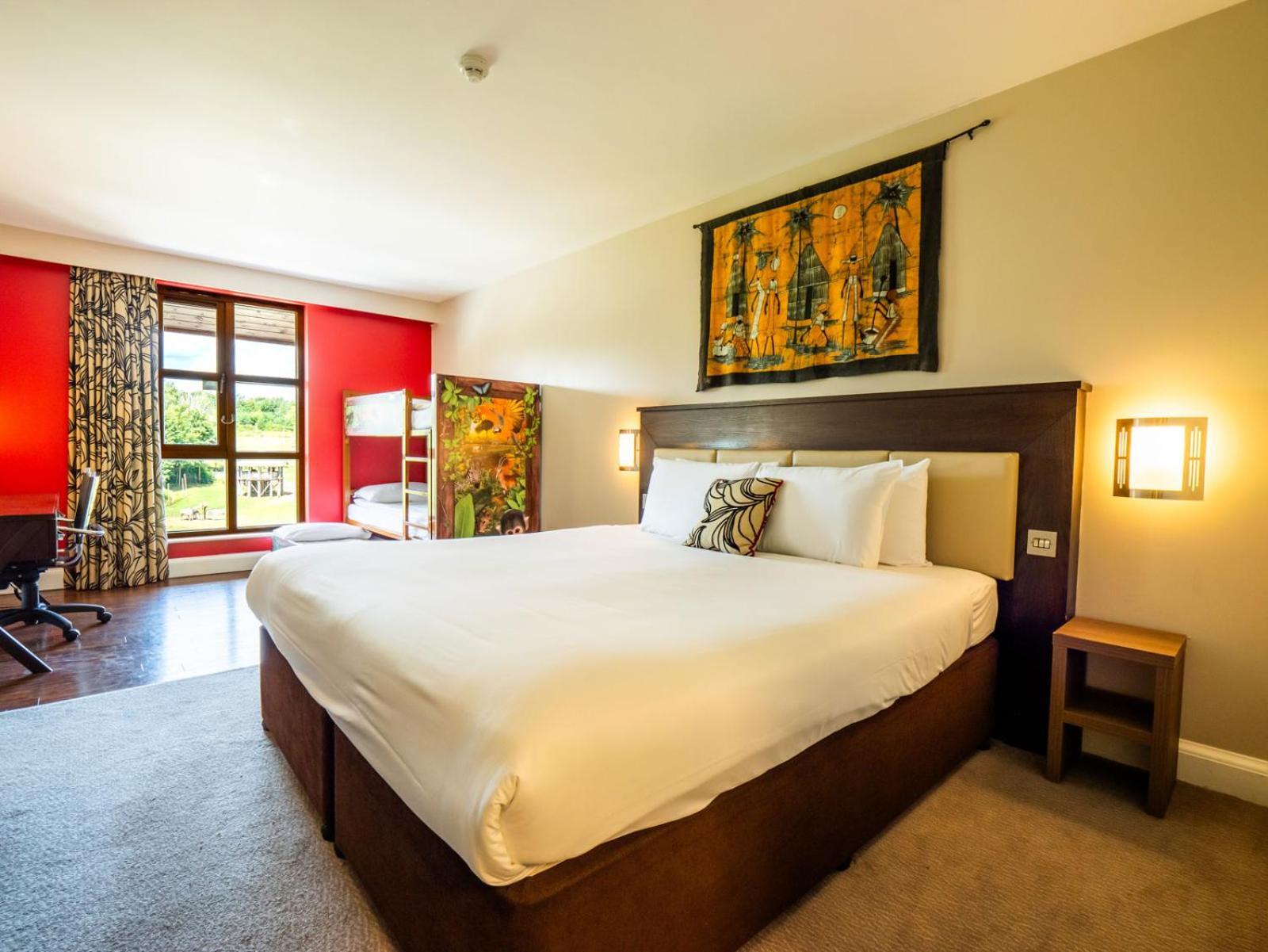 Chessington Safari Hotel Extérieur photo