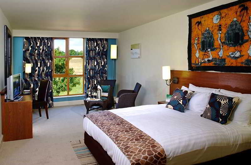 Chessington Safari Hotel Extérieur photo