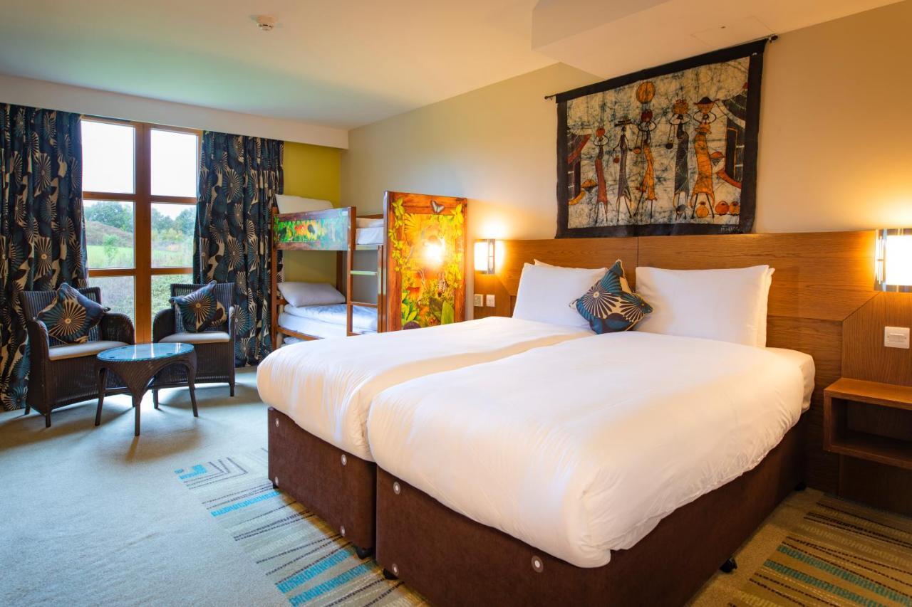 Chessington Safari Hotel Extérieur photo