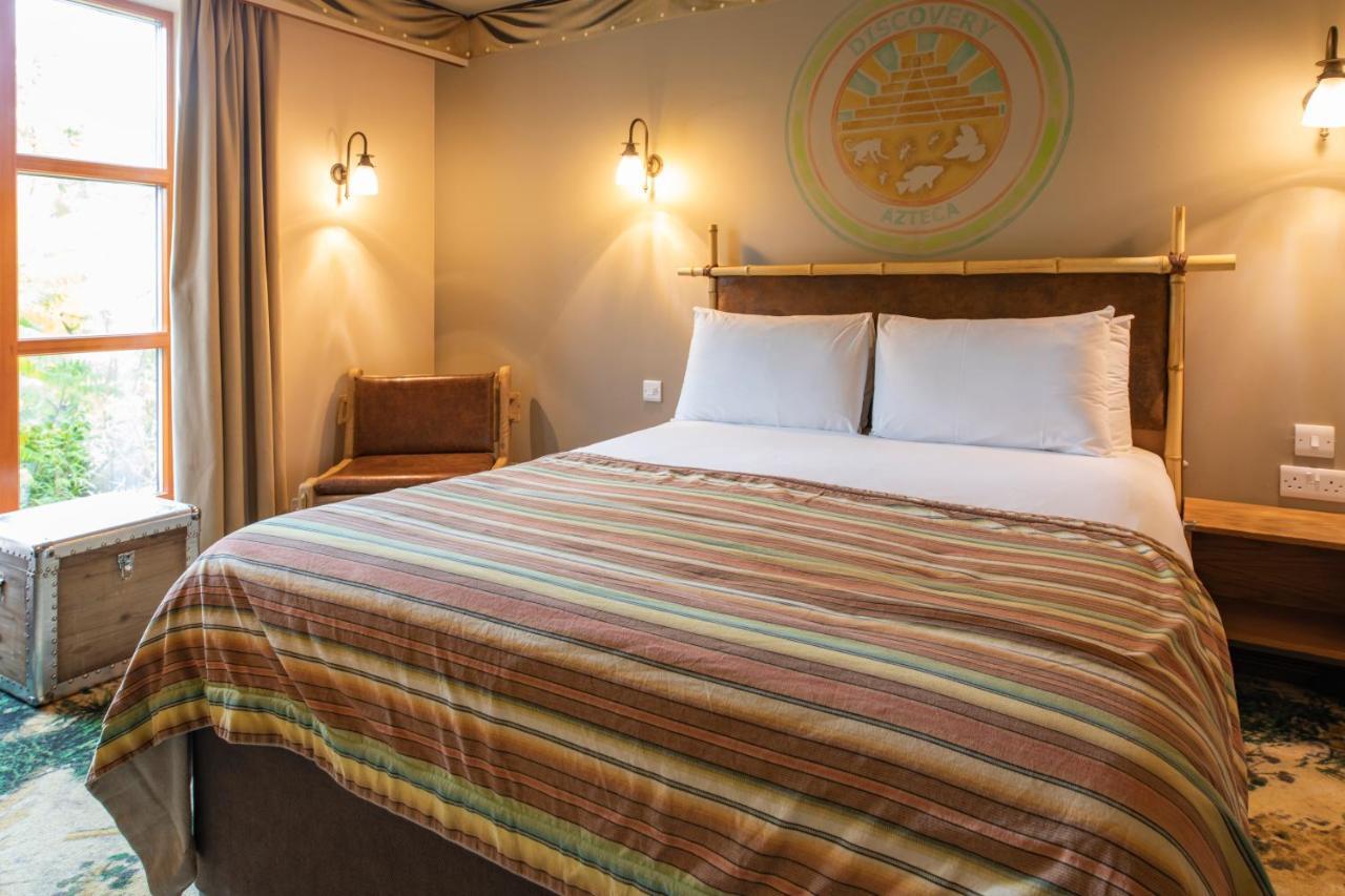 Chessington Safari Hotel Extérieur photo
