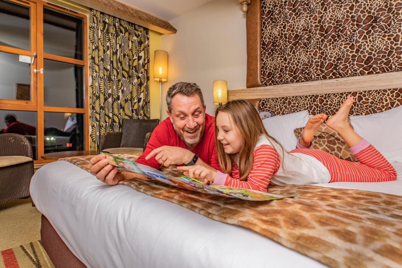 Chessington Safari Hotel Extérieur photo